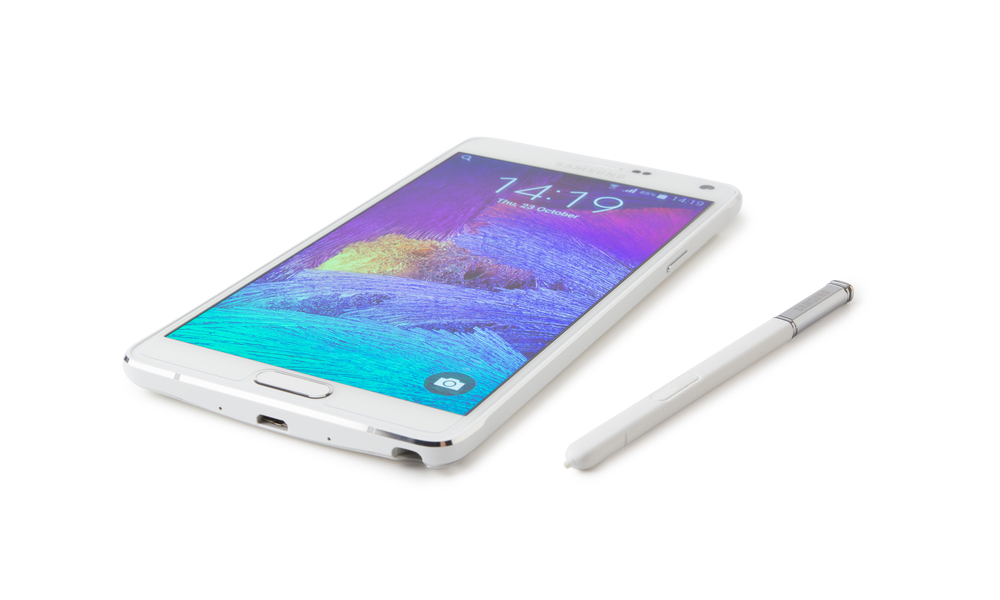 shutterstock 225839002 Samsung Galaxy Note 5 Bakal Mengusung Slot MicroSD, Emang Iya?