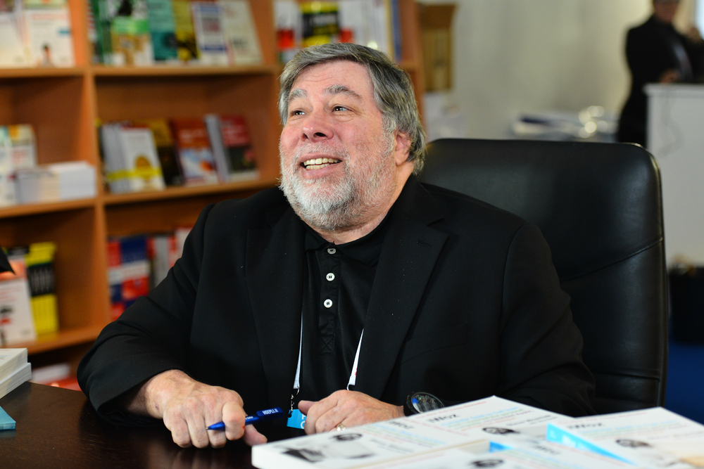 shutterstock 228195718 Saat Masih Muda Ternyata Steve Wozniak Pernah Masuk Penjara