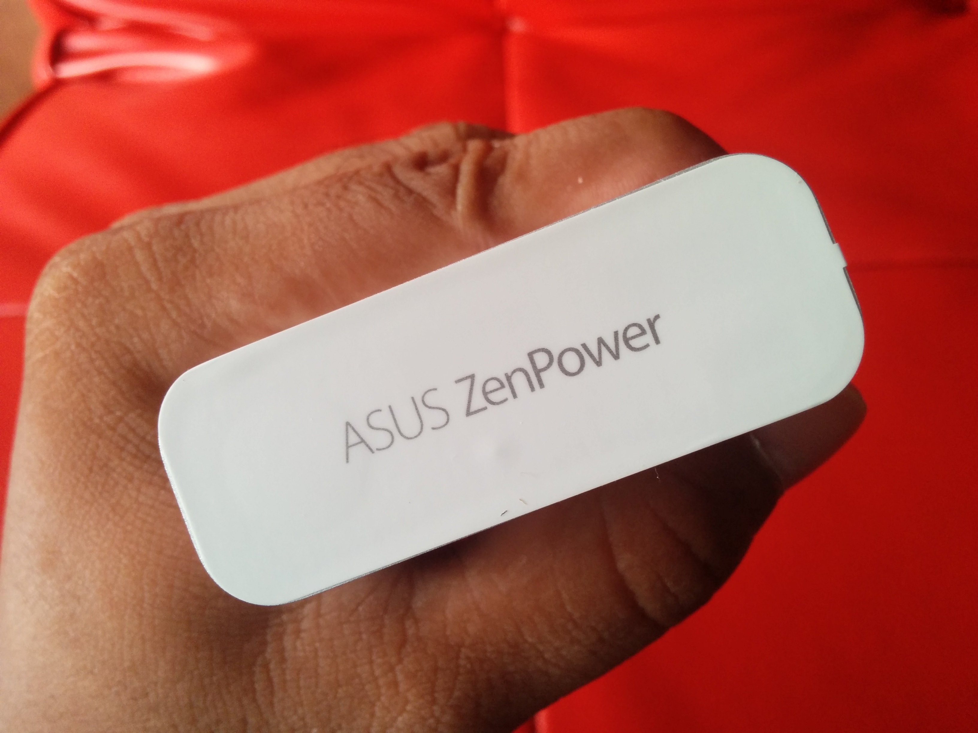 IMG 20160420 114957 Review ASUS ZenPower Pro: Dual-Colokan, Senter LED, dan Quick Charge 2.0